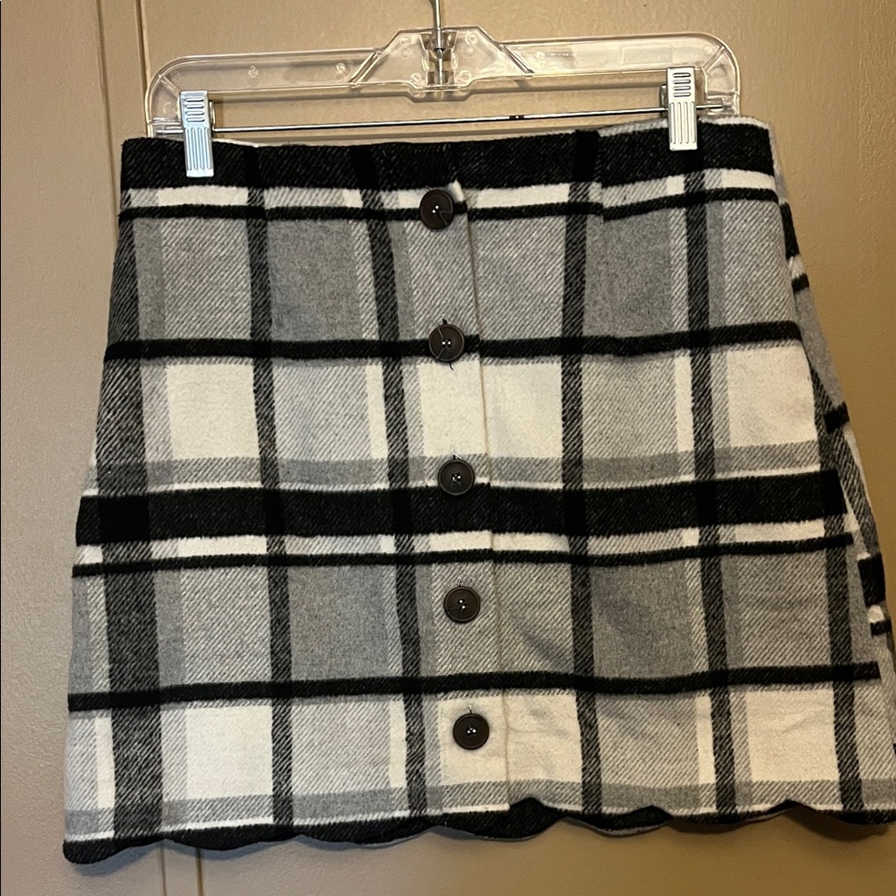 Elegant Plaid Mini Skirt - Black and Gray